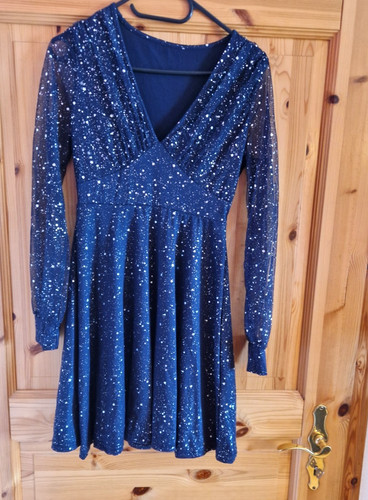 Schönes festliches kleid mit - kleid,
